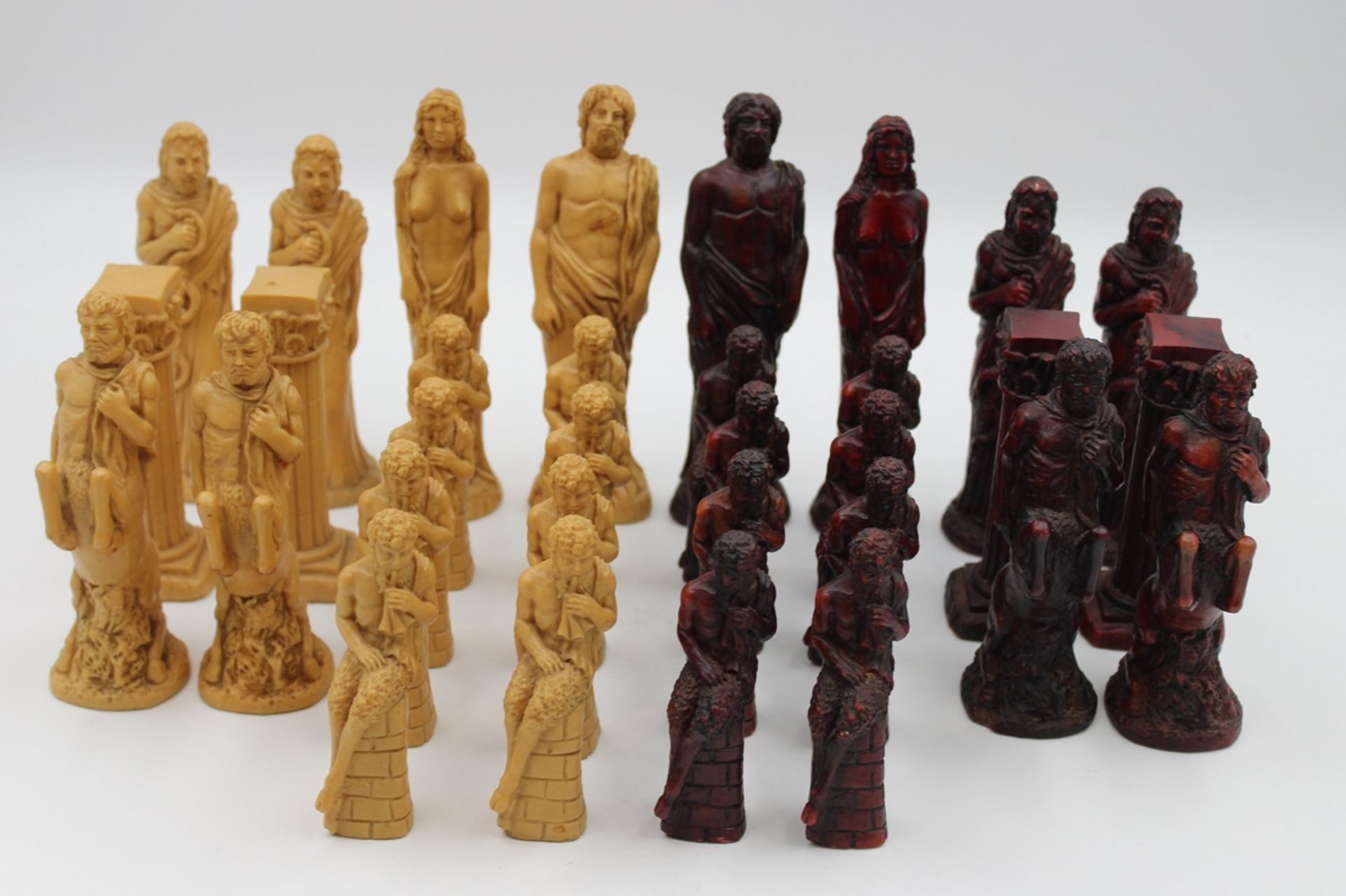 Set Schachfiguren, Kunstmasse, ca. H-16cm.