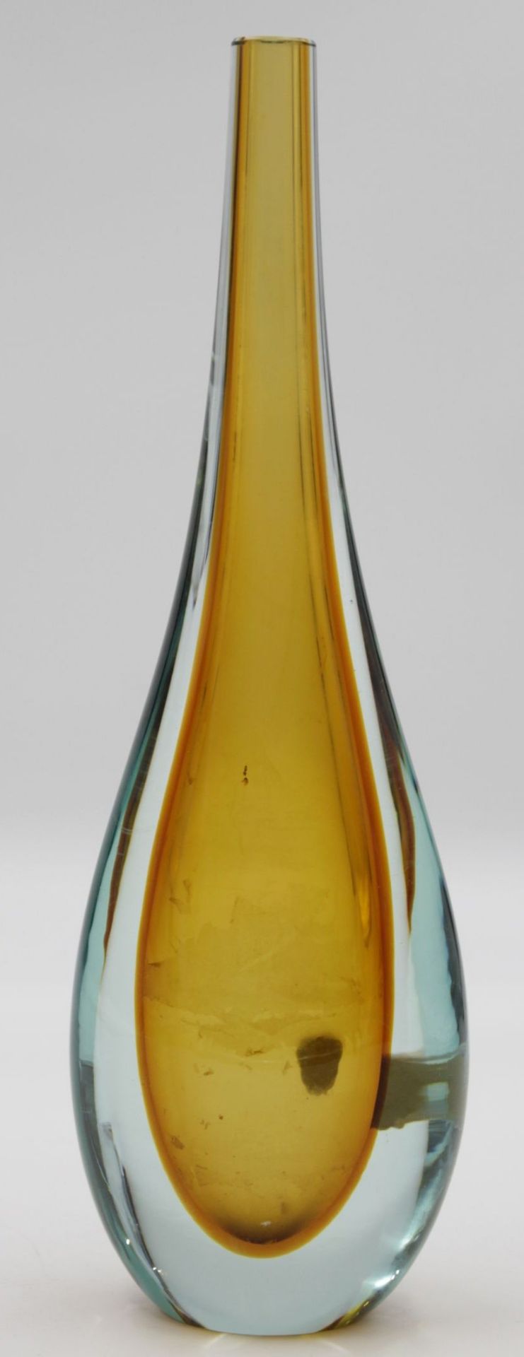 Zweifarbige Flaschenvase von Murano , kleinere Chips an der Öffnung , H-25,8 cm
