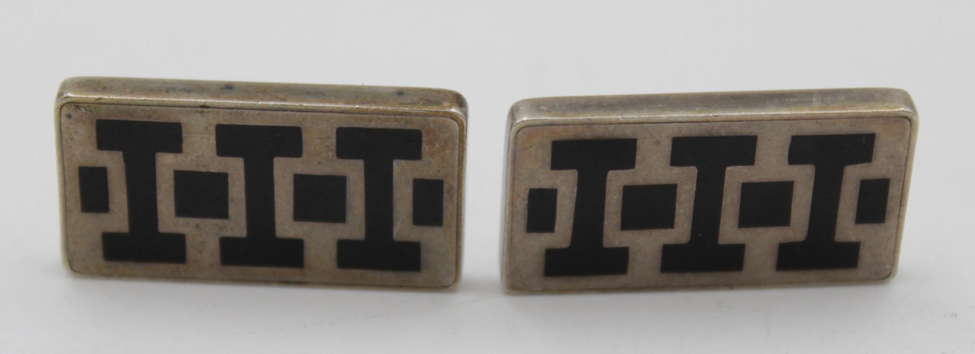 Paar Manschettenknöpfe 835 Silber , L-2,8 cm x 1,5cm , G-14,1 gr.