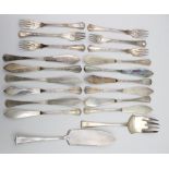 Jugendstil-Fischbesteck, WMF, Ziermonogramm, 6x Gabeln, 12x Messer sowie Vorlegebesteck