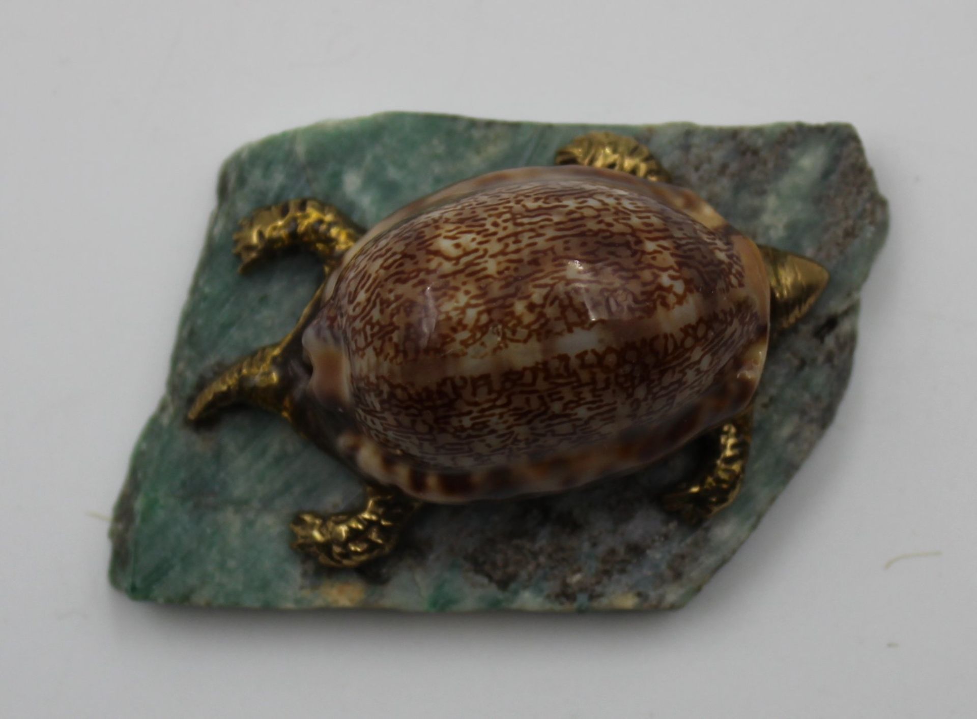 Briefbeschwerer, Schildkröte, gefertigt aus Muschel auf  Steinplatte, H-3cm L-6cm. - Bild 4 aus 4