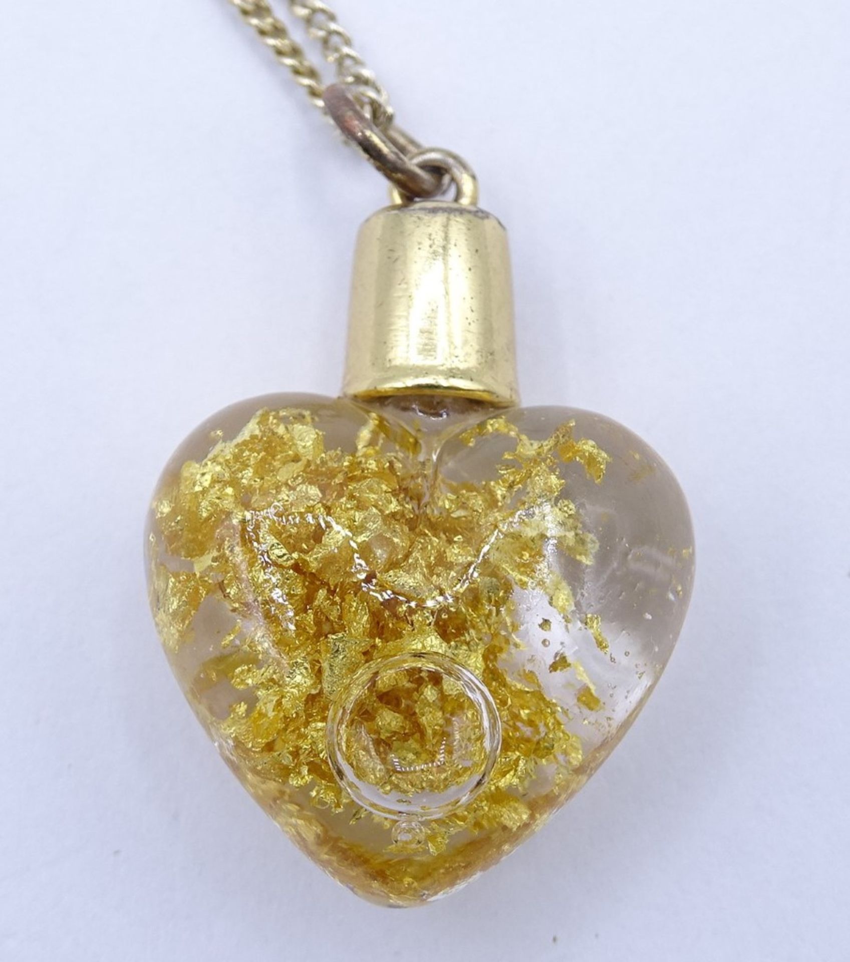 333er-Gelbgoldkette mit Herzanhänger, gefüllt mit Blattgold, L. Kette: 53 cm, 4,12 gr., L. Anhänger - Bild 5 aus 5