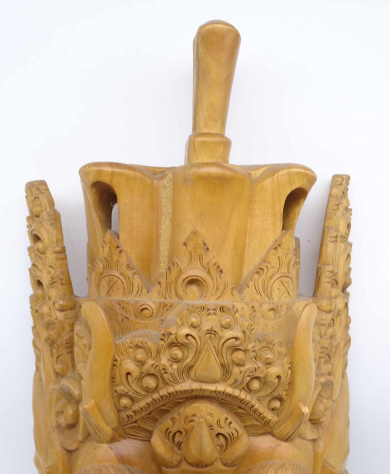 Balinesische Barong-Maske aus Holz, 56 x 26,5 cm, im Mundwinkel rechte Seite Riss, leicht reinigung - Bild 3 aus 5