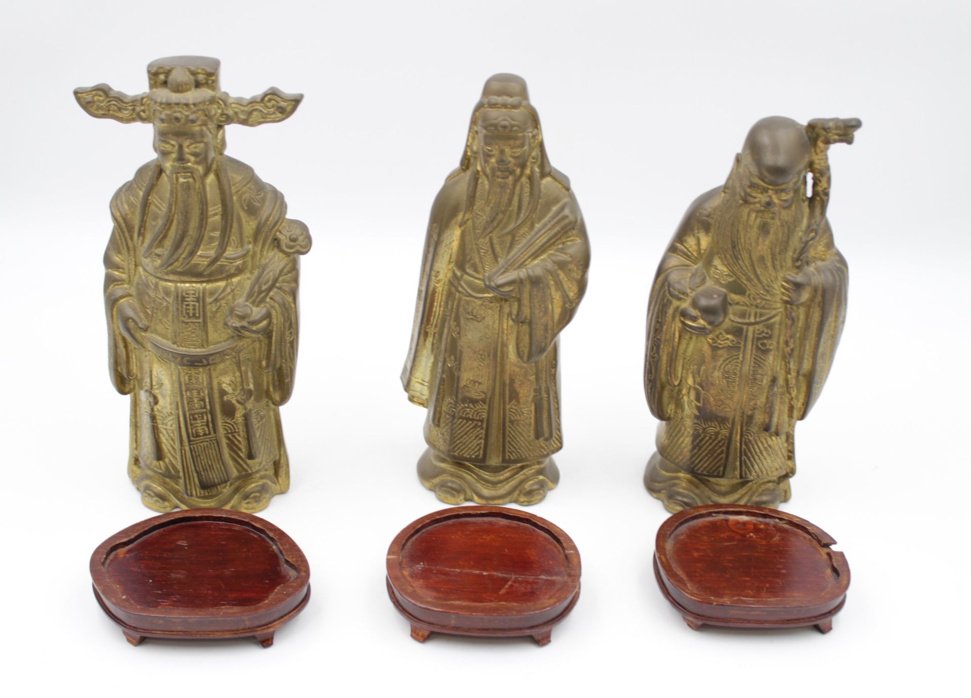 3x Figuren, Gelehrte, China, wohl Messing auf Holzsockel, je ca. H-25cm. - Bild 2 aus 4