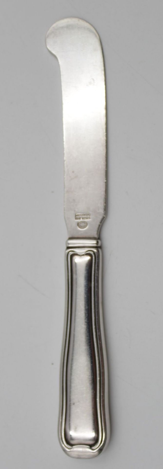 Ein Buttermesser Georg Jensen Fadenmuster , Silber 925 Gewicht 34 gr L-15cm . - Bild 2 aus 3