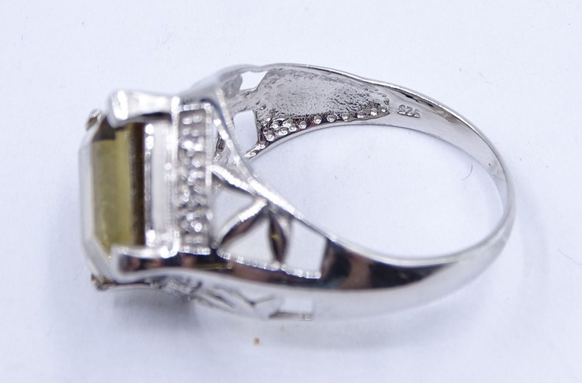 Ring aus 925er-Silber mit gelbem fac. Stein, RG 62, 5,24 gr. - Bild 5 aus 5