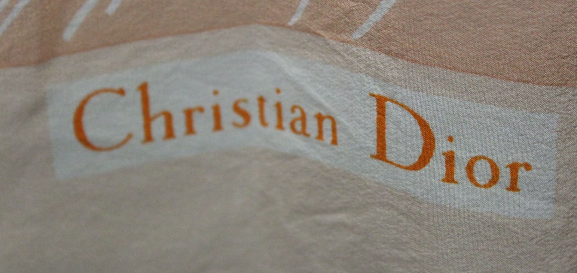 Vintage-Seidentuch, Christian Dior, ca. 84 x 84cm. - Bild 3 aus 3