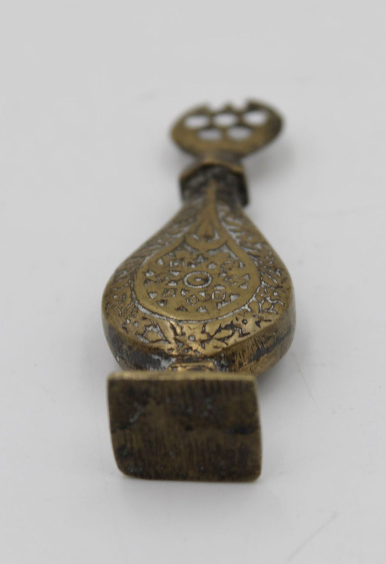 orientalischer Flacon, wohl Bronze, ca. H-7cm. - Bild 4 aus 4