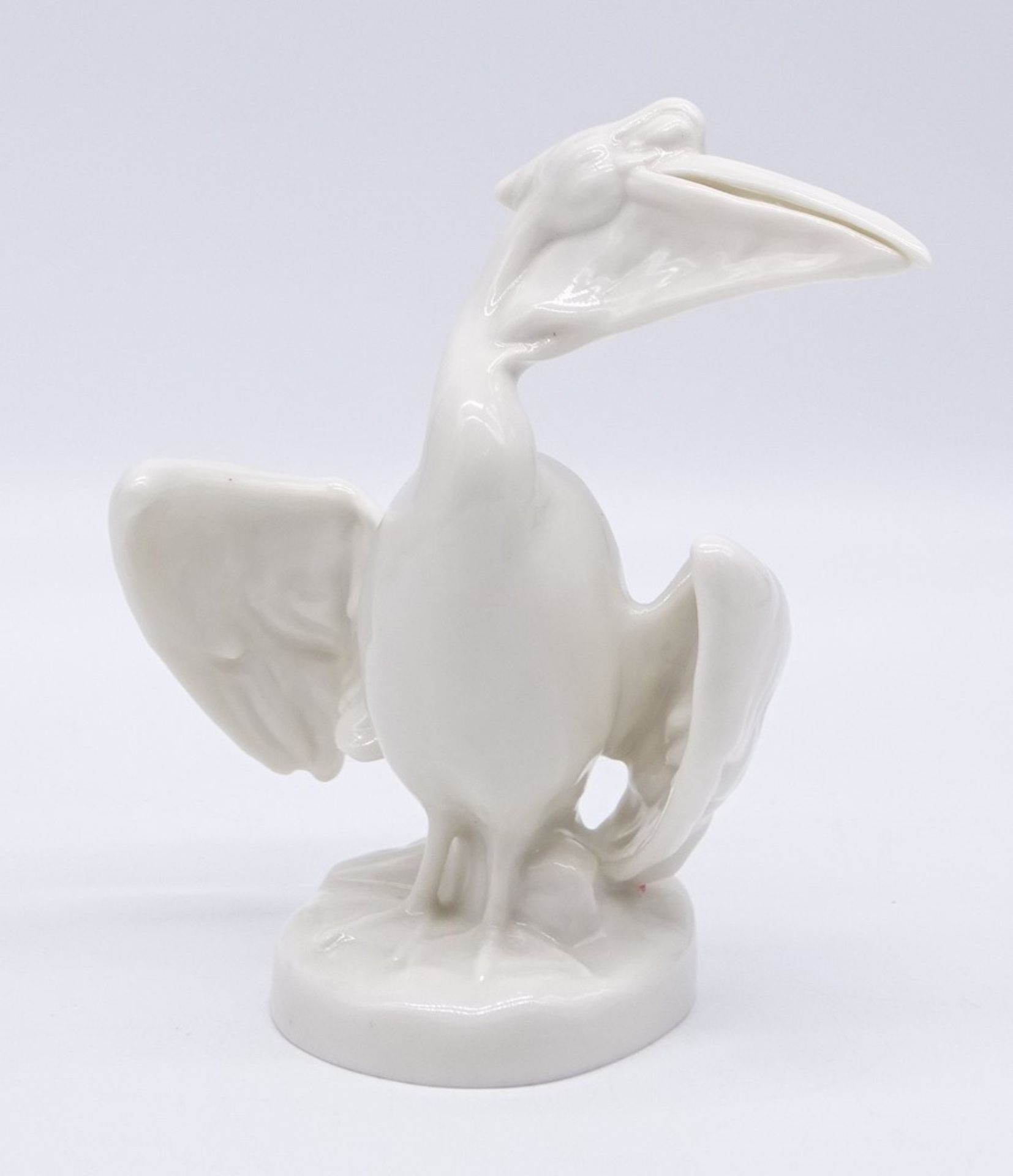 Pelikan von Ens Volkstedt, H. 16 cm, leicht reinigungsbedürftig