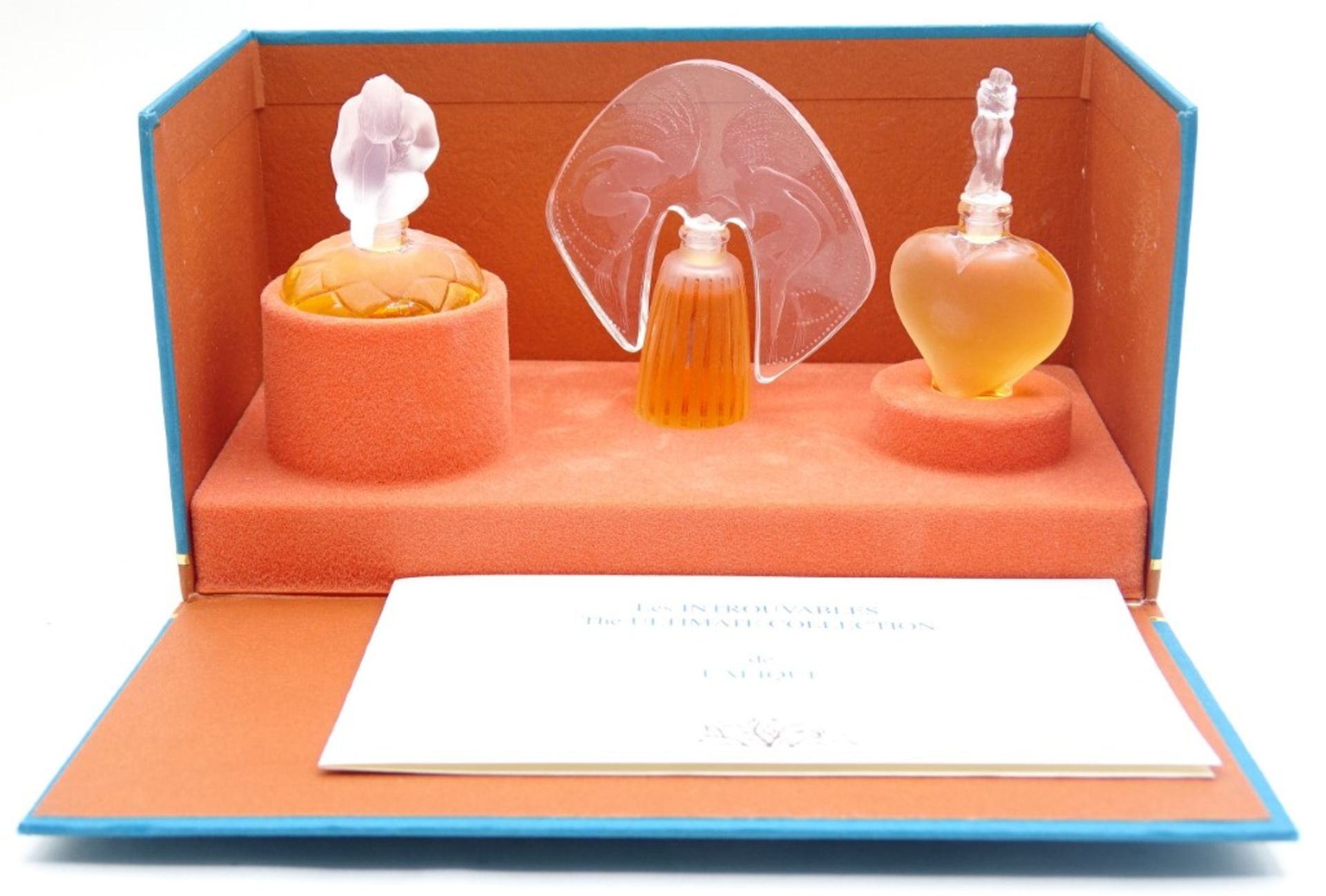Parfumkollektion "Les Introuvables de Lalique" in OVP, Flakons gefüllt, Schachtel mit Altersspuren - Bild 2 aus 6