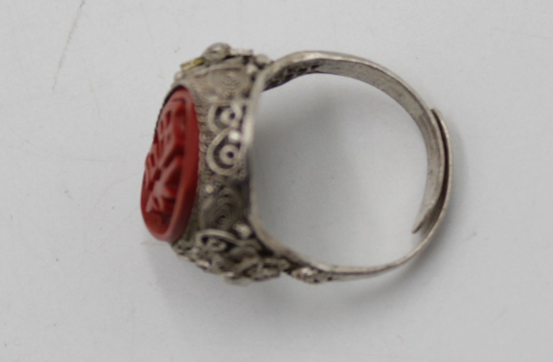 Ring, China, Rotlack, Kupfer versilbert, offene Schiene - Bild 5 aus 5