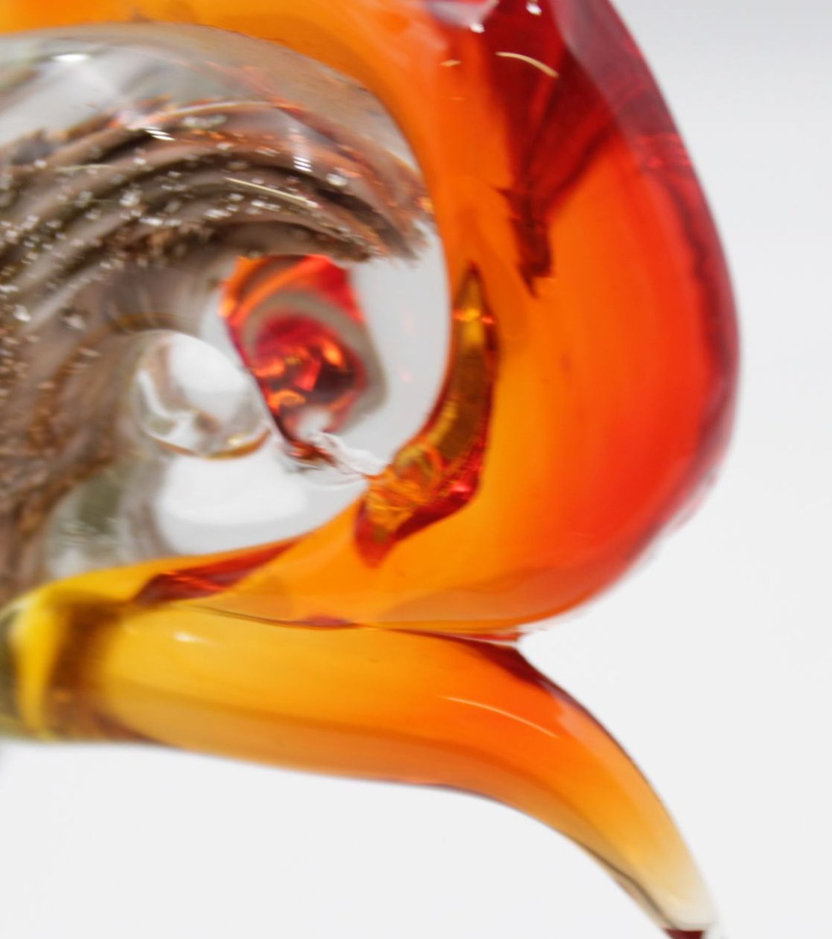 Eine Henne von Murano aus Kunstglas , eine Stelle am Auge fühlt sich bestoßen an könnte  - Bild 5 aus 5