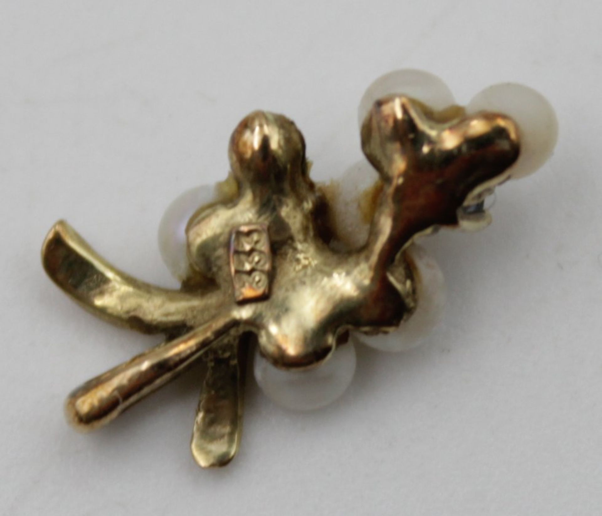 Anhänger Gold 333 mit Perlen Besatz u. Salire , eine Perle fehlt , L 1,7 cm zusammen 1,1gr. - Bild 3 aus 4
