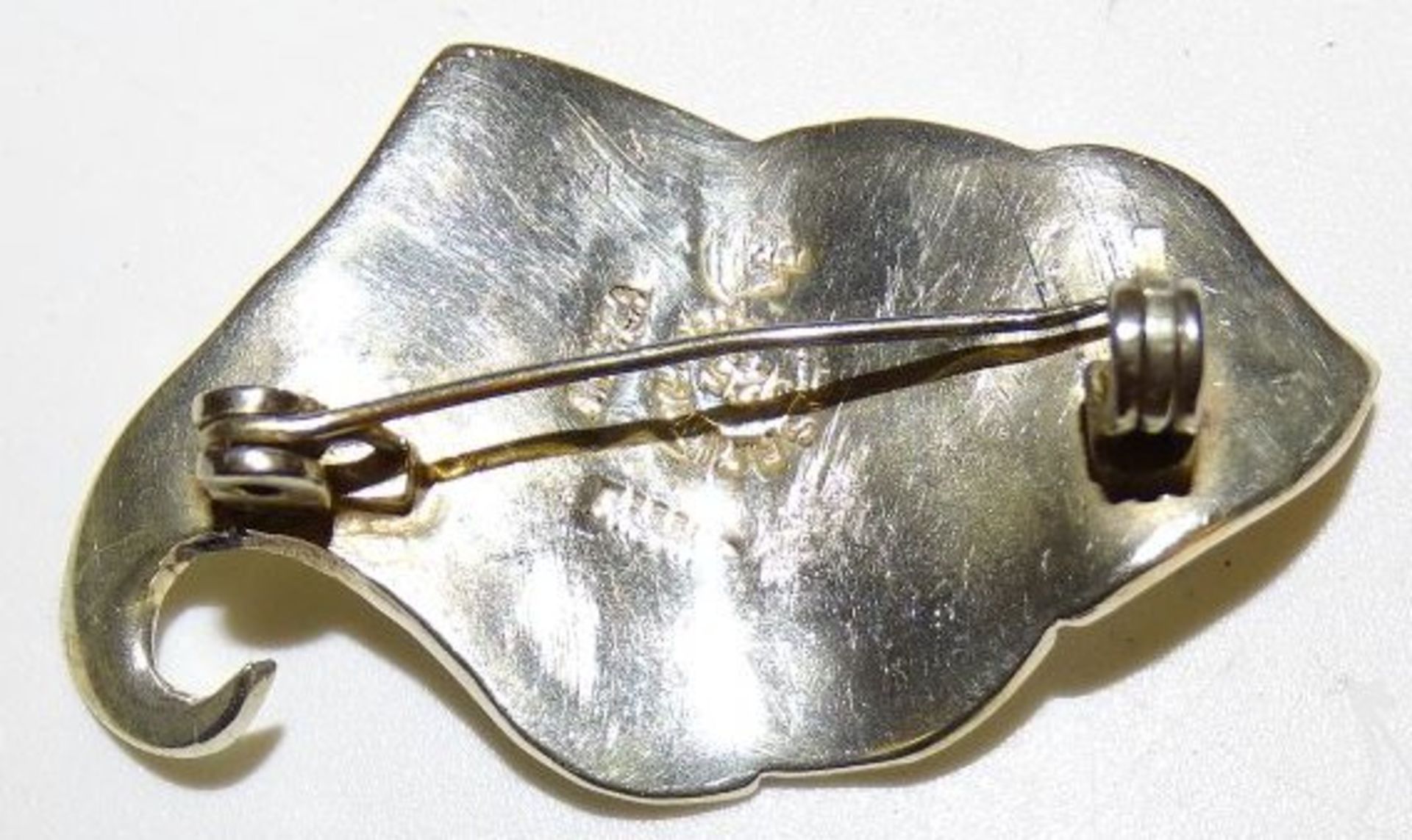 kl. Blattbrosche mit Perlmutteinlagen, Silber-925-, 4x2,5 cm, 6 gr. - Bild 3 aus 3