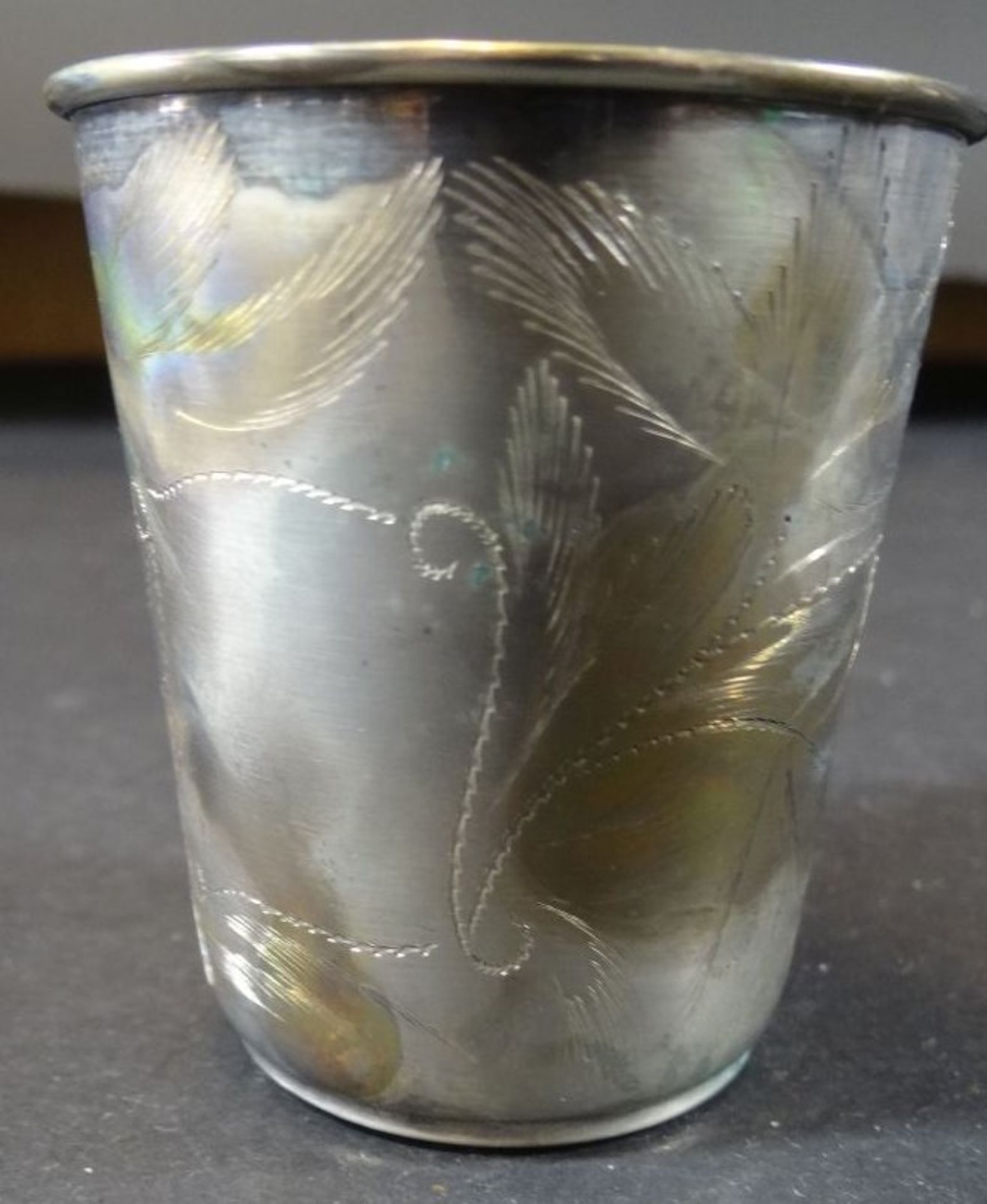 kl. Silberbecher-800- mit Blätterdekor, H-6 cm, D-5,5 cm, 23 gr. - Bild 4 aus 4