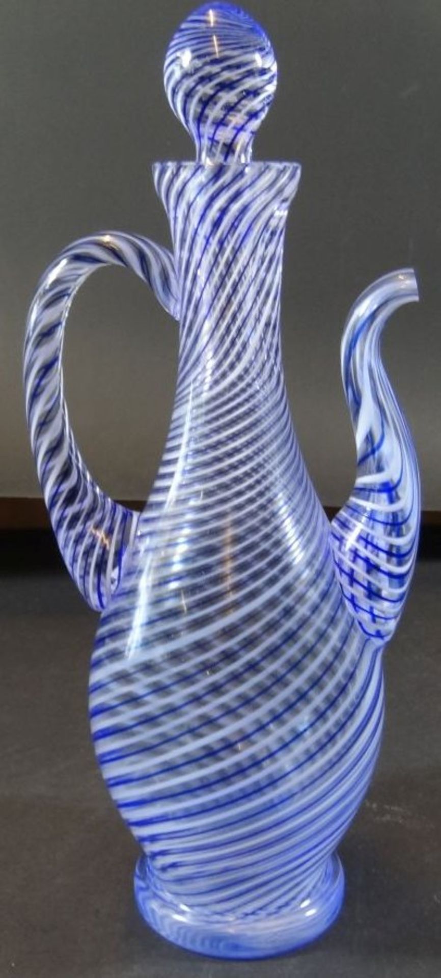 Weinkanne "Paşabahçe" blau/weisse Streifen, H-27 cm - Image 4 of 6