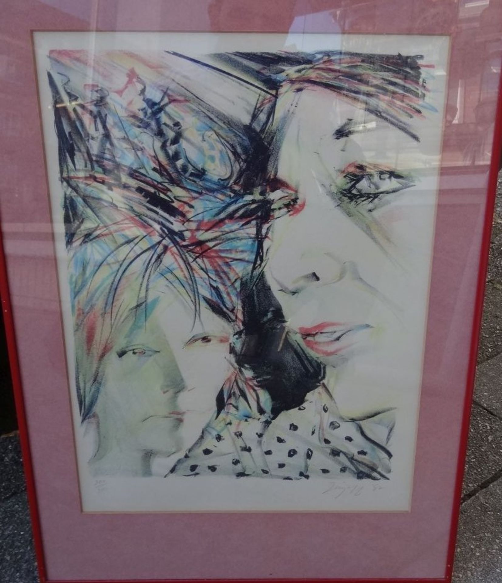unleserl. sign. Lithografie, Nr. 201-300 "Zwei Frauen", ger/Glas, RG 60x44 cm