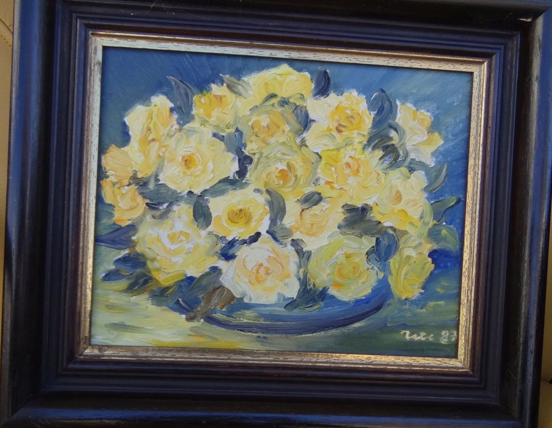 unleserl. signierte gelbe Rosen, 1983, Öl/Leinen, gerahmt, RG 35x41 cm