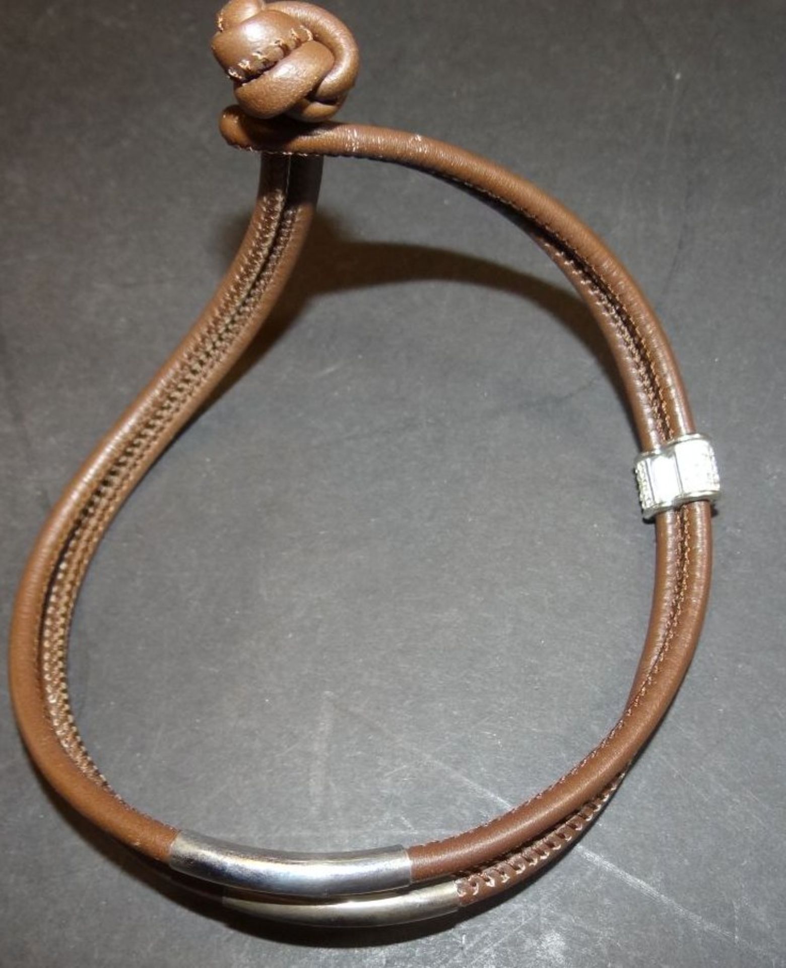 Leder-Halsband mit Silber-925- Montur und Flyer mit klaren Steinen, L-ca. 40 cm, wohl Calvin Klein