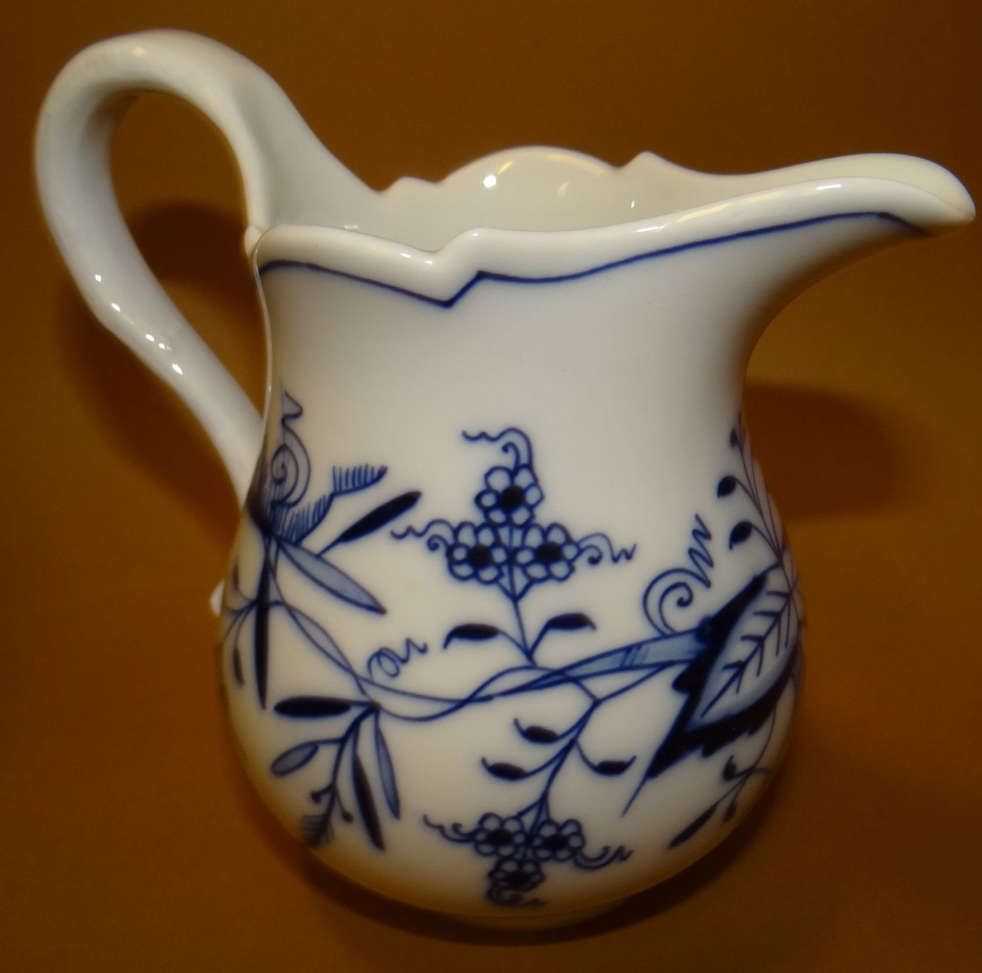 Milchkännchen  "Meissen" Zwiebelmuster, 1.Wahl, H-11 cm - Bild 2 aus 4