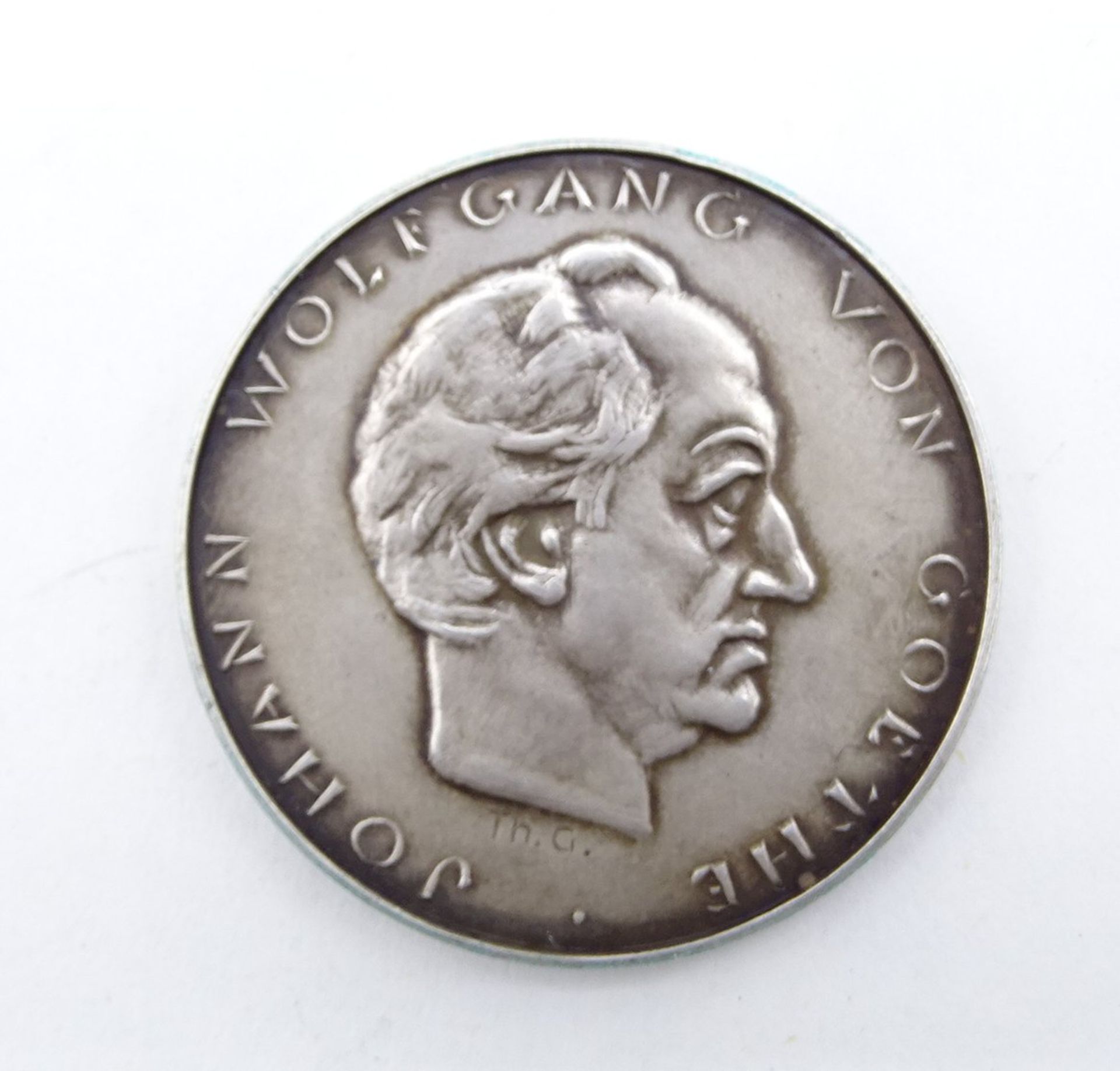 Silbermedaille, 900/000, 100. Todestag J. W. v. Goethe, Motiv von Theodor Geogii, Ø 0,36 cm, 19,5 g - Image 2 of 4