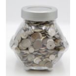 Bonbon Glas gefüllt mit div. Kleinmünzen aus aller Welt, ca. 7,5Kg