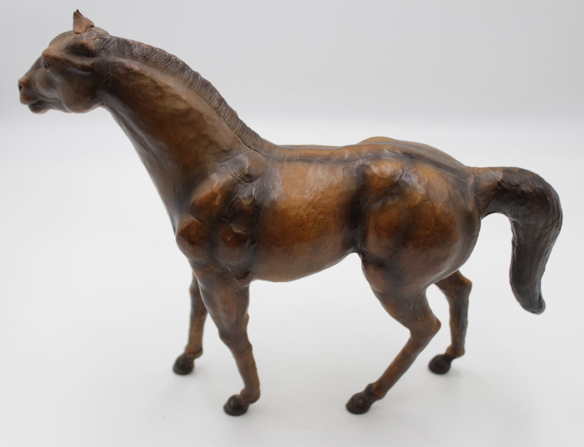 Pferde-Figur, Leder, H-29cm B-40cm. - Image 2 of 3