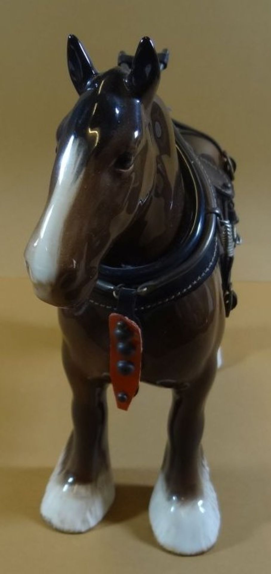 gr. Pferd "Beswick" England, mit Zaumzeug  H-21 cm, L-25 cm - Bild 2 aus 5