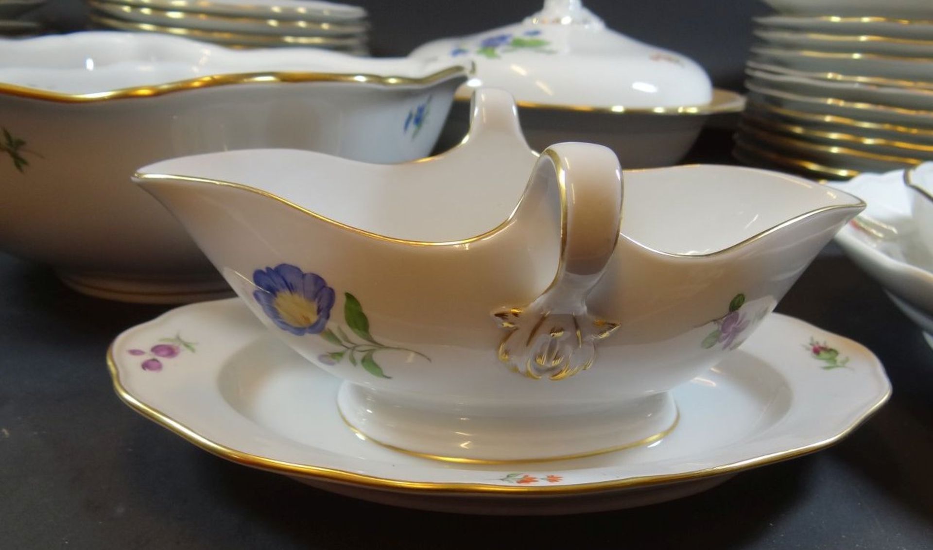 Speiseservice "Meissen" Blumen, 46 Teile für 12 Personen, 12x Speiseteller D-25 cm, , 12x Suppentel - Bild 12 aus 12