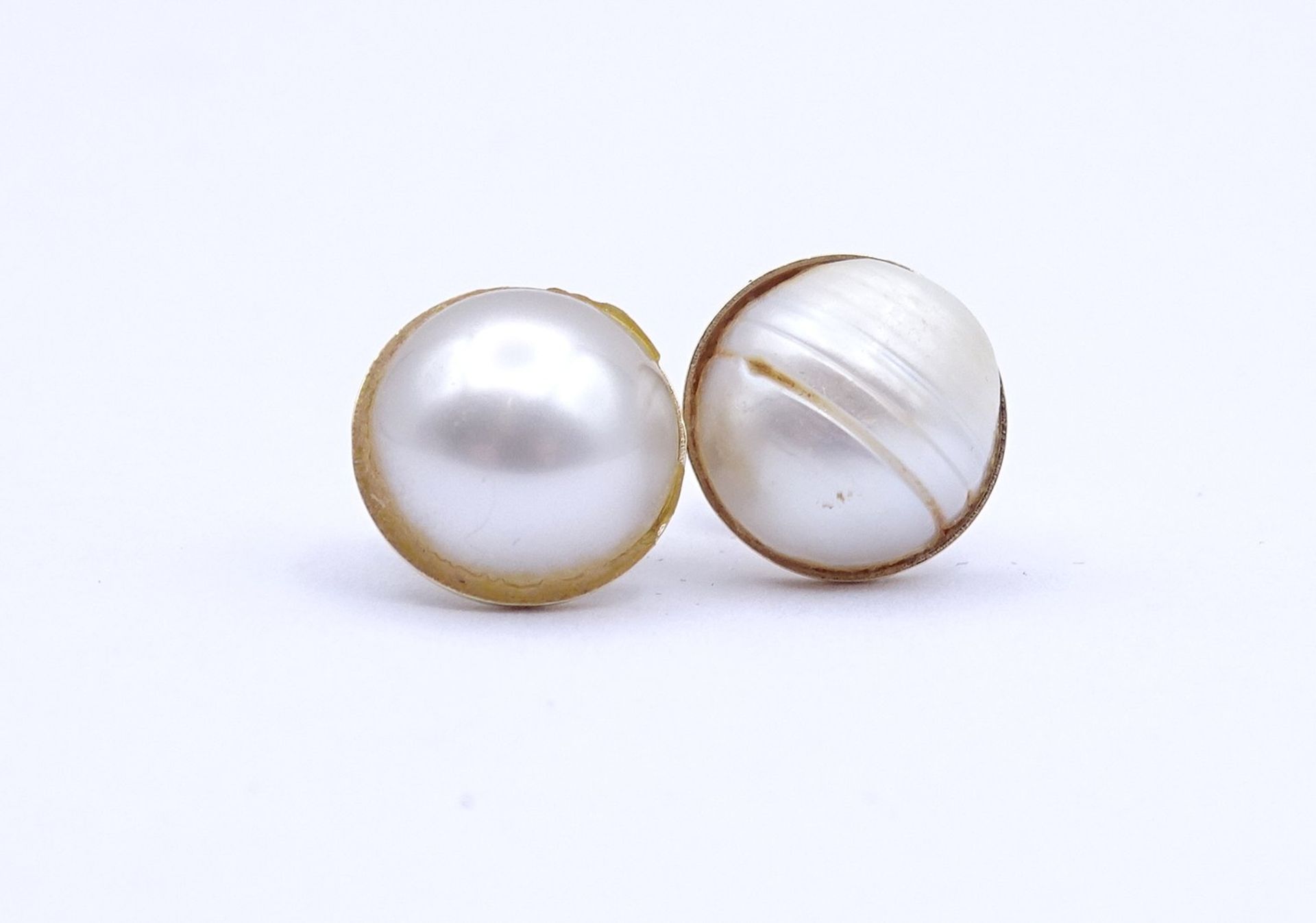 Paar Perlen Ohrstecker, GG 0.585, unterschiedliche Perlen, D. 10,7mm, zus.2,2g.