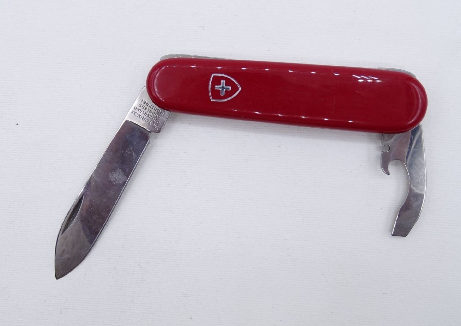 Victorinox Schweizer Offiziersmesser in OVP, L. 8 cm, Schachtel leicht beschädigt - Bild 4 aus 5