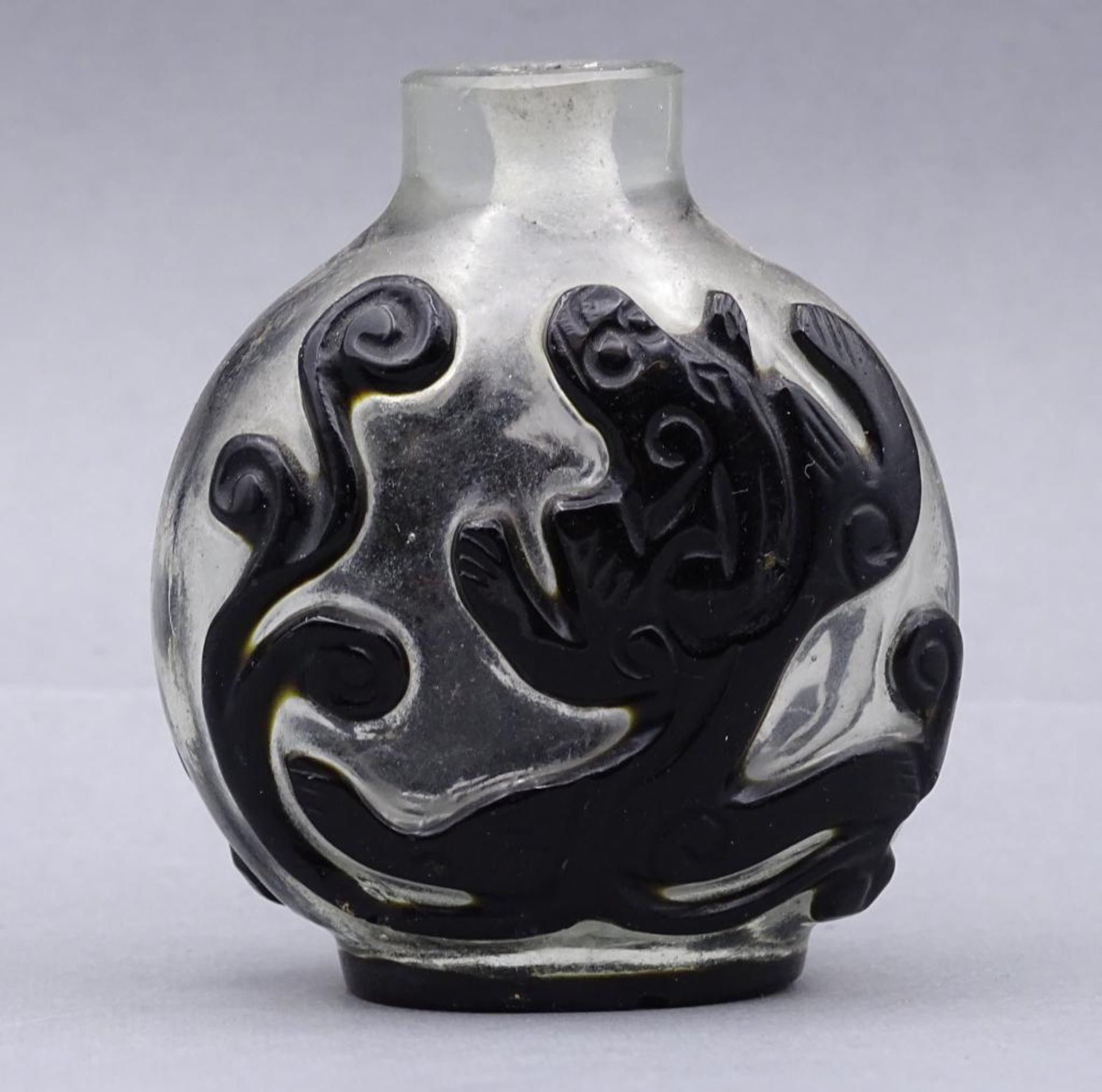 gr. Snuff-Bottle, Überfangglas, China, ca. 6x5 cm, Stöpsel fehlt - Bild 2 aus 4