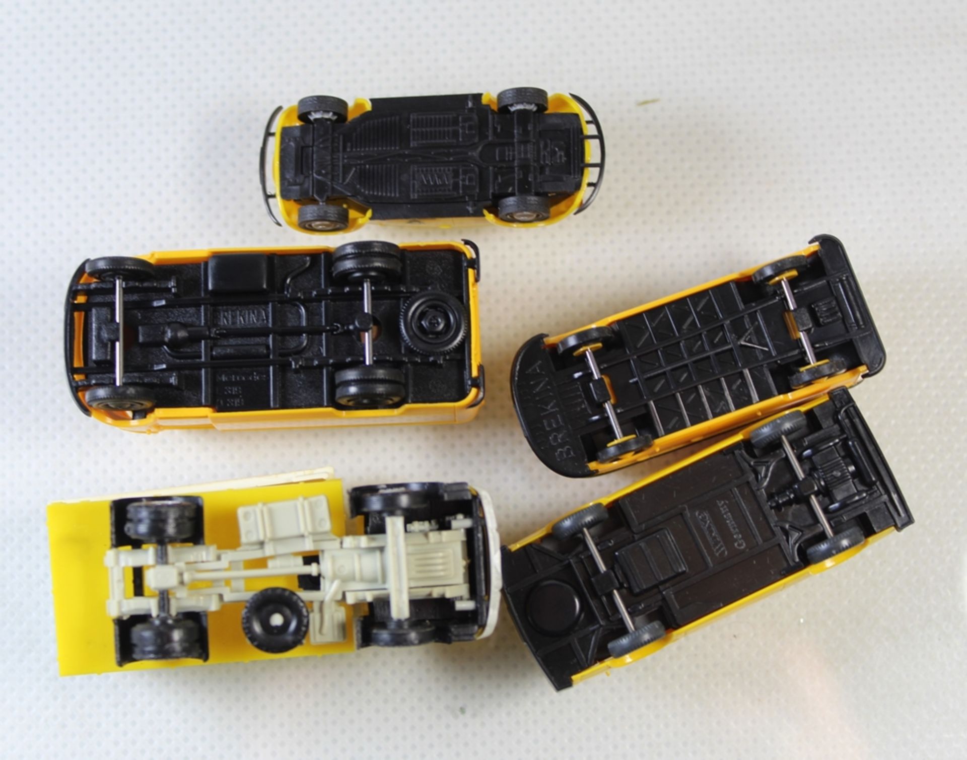 5 Modellbaufahrzeuge mit Deutscher Bundespost Beschriftung, 1 x Wiking, 2 x Markenlos und 2 x Breki - Bild 5 aus 5