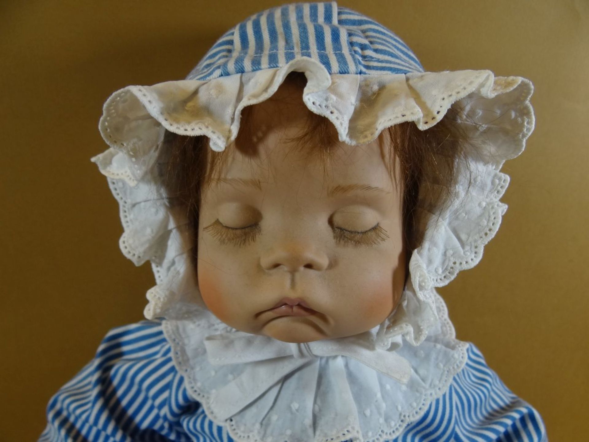 Porzellankopf-Künstlerpuppe "Sugar Britches" Tyner Design 1986, Repro, H-48 cm - Bild 2 aus 6