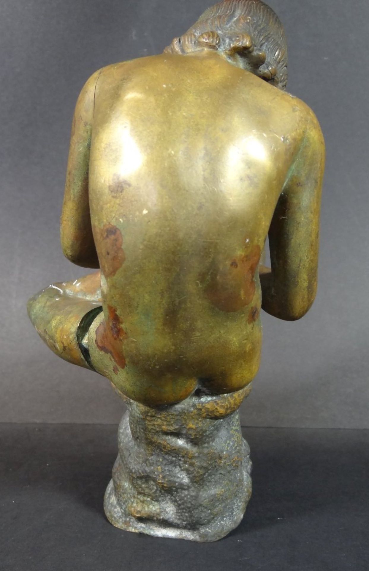 antike Bronze "Der Dornauszieher", schwere Bronze, Sockel fehlt, H-18 cm, Oberschenkel Verbindung g - Bild 3 aus 6