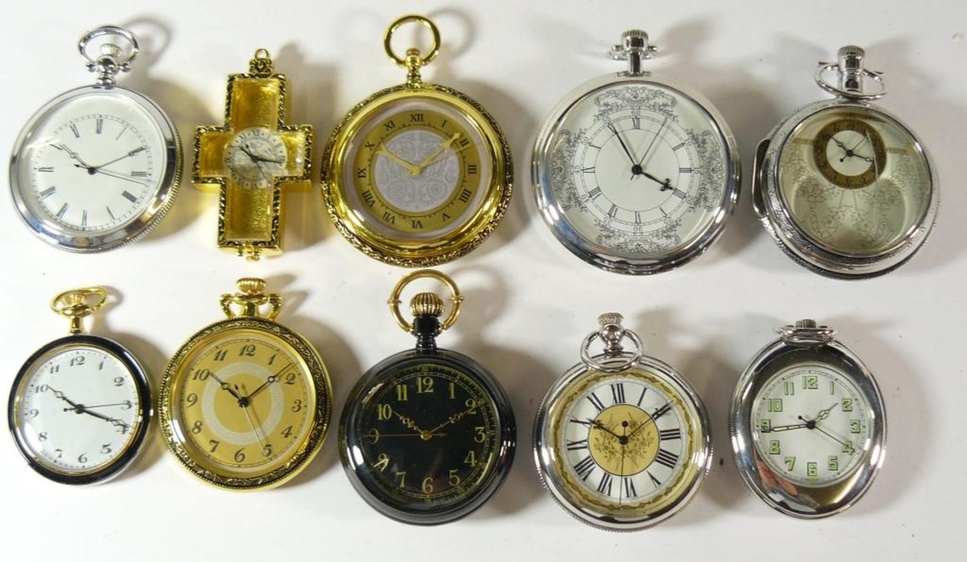 Uhrenkasten mit 30 div. Quartz Taschenuhren, neuwertig, Plastikscheibe, Kasten L-38cm,.b-19cm, H-12 - Bild 6 aus 7