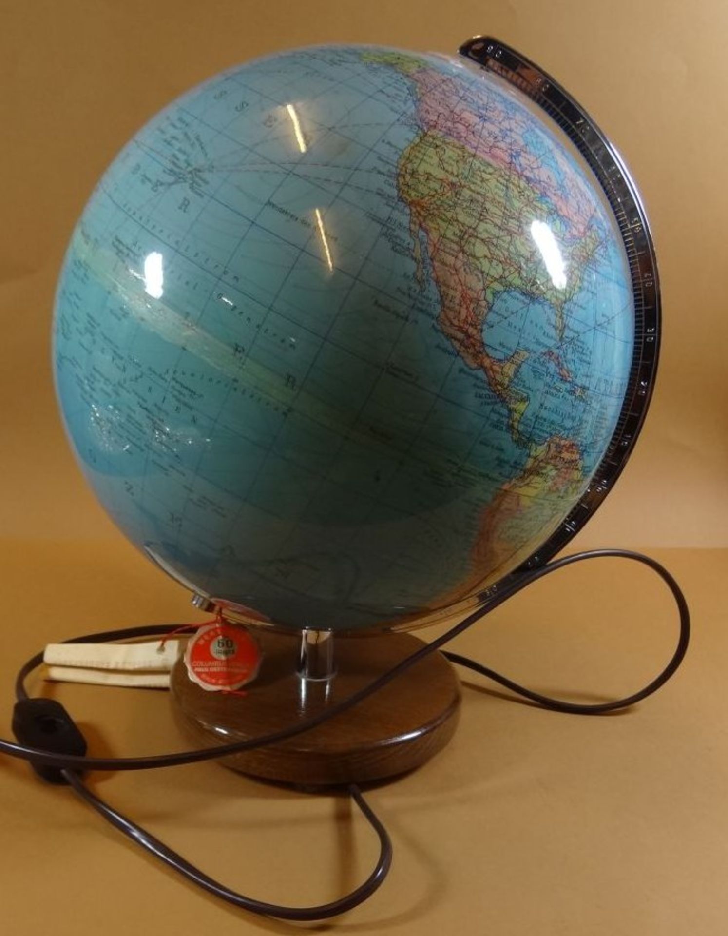 beleuchtbarer Globus auf Holzstand "Columbus", H-34 cm - Bild 2 aus 7