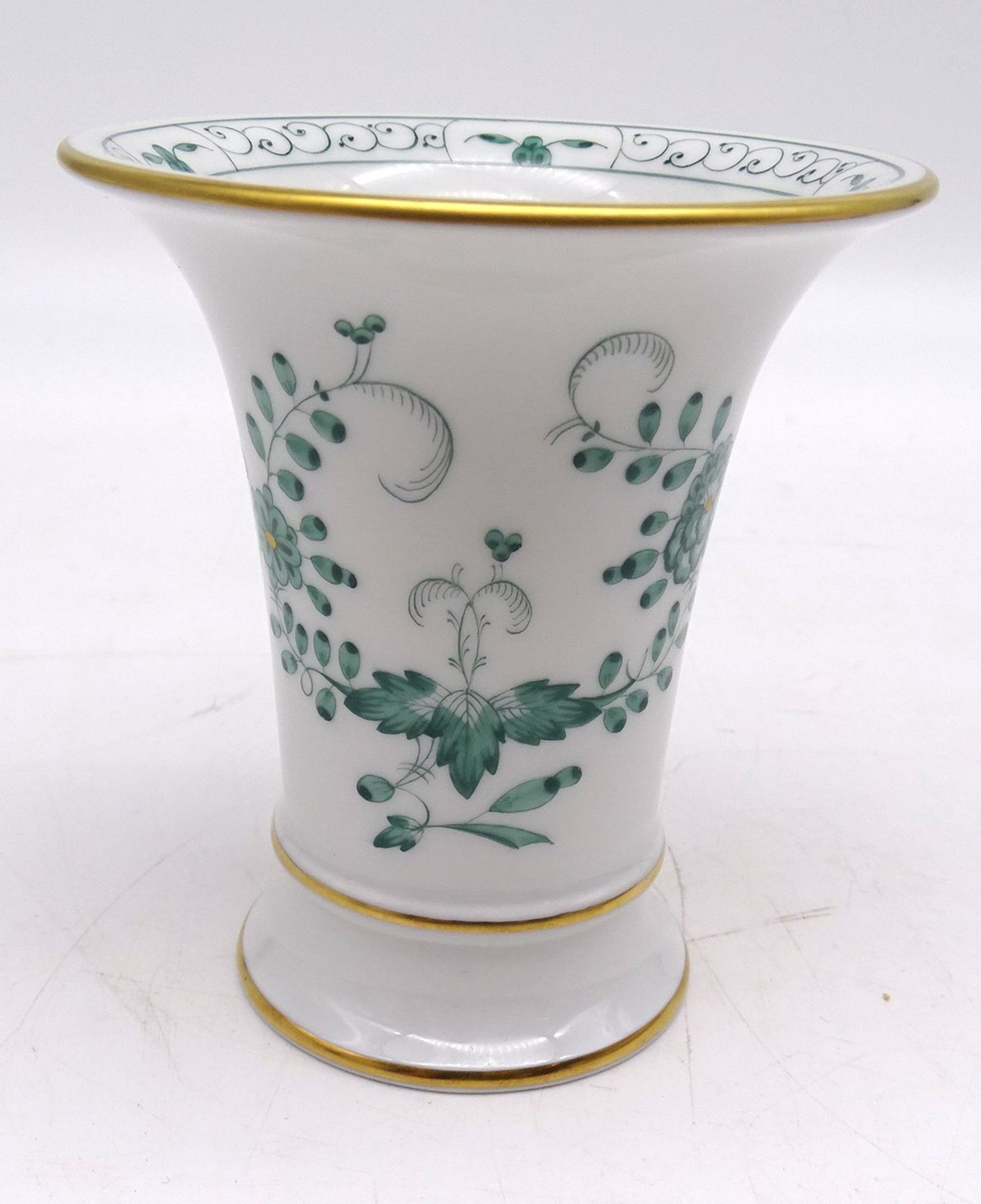 kl. Vase "Meissen", Indisch grün, H. 9,5cm, D. 8,5cm