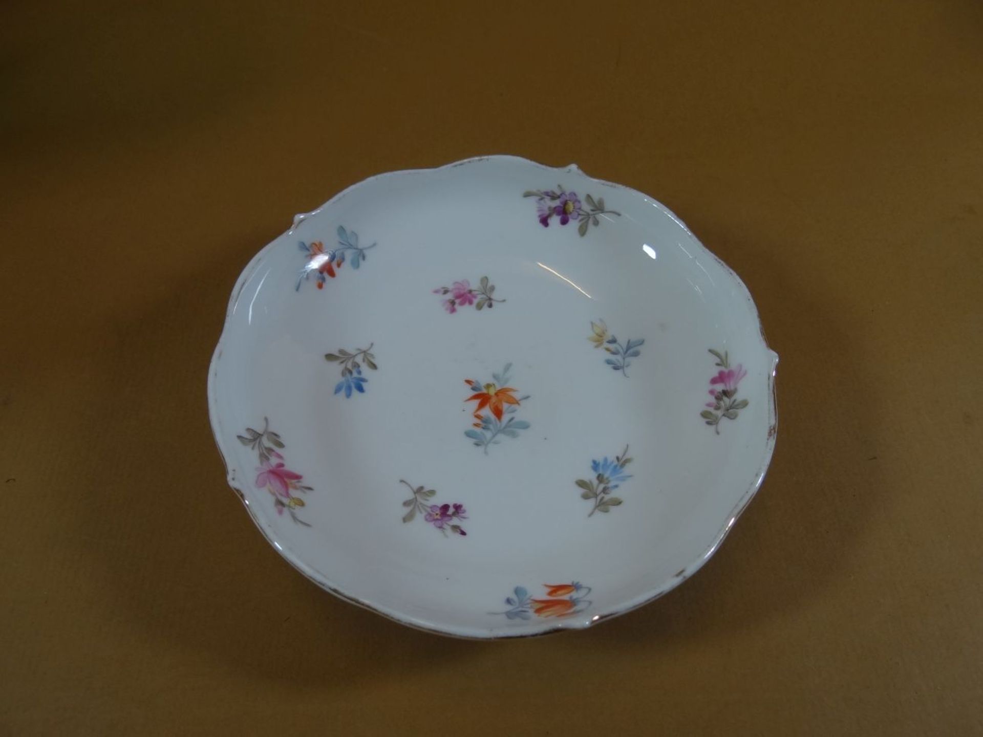 3x kl. Schälchen bzw. U.T. "Meissen" Streublümchen, alle 2-Wahl, D-14 cm - Image 7 of 8