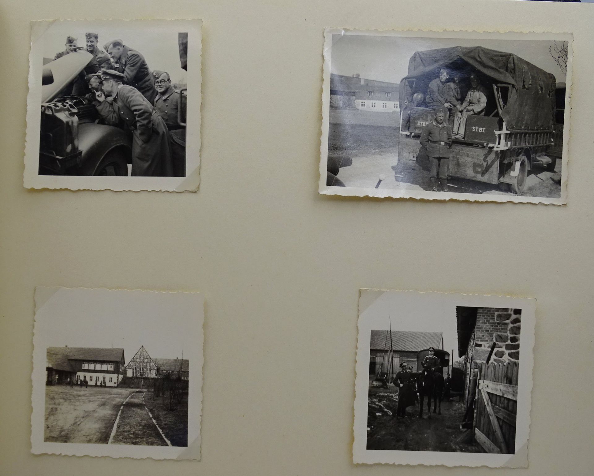 Fotoalbum "Kriegs-Erinnerungen", 72 Fotos und 2 Postkarten - Bild 4 aus 9
