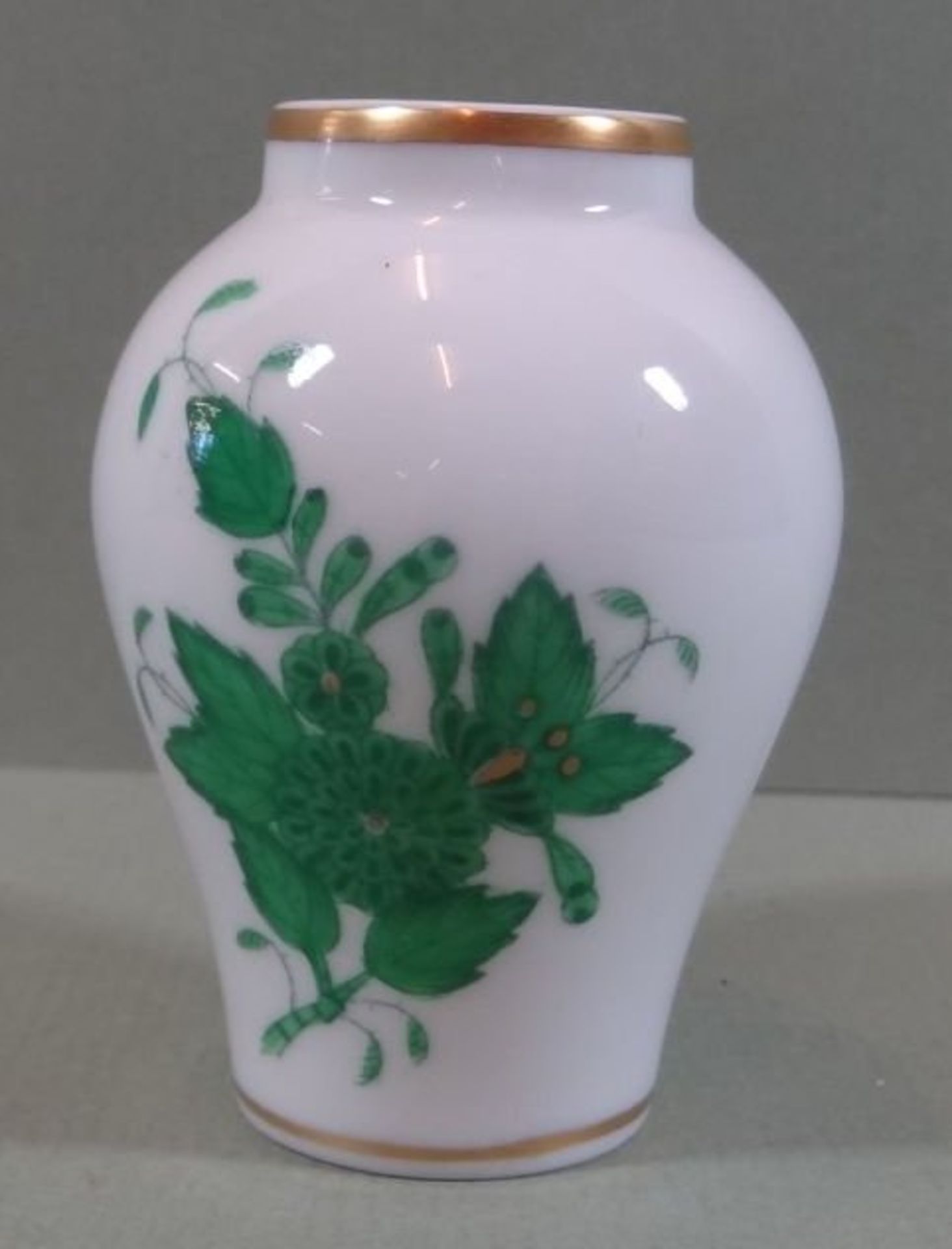 kleine Vase "Herend" Apponyi grün, H-6 cm