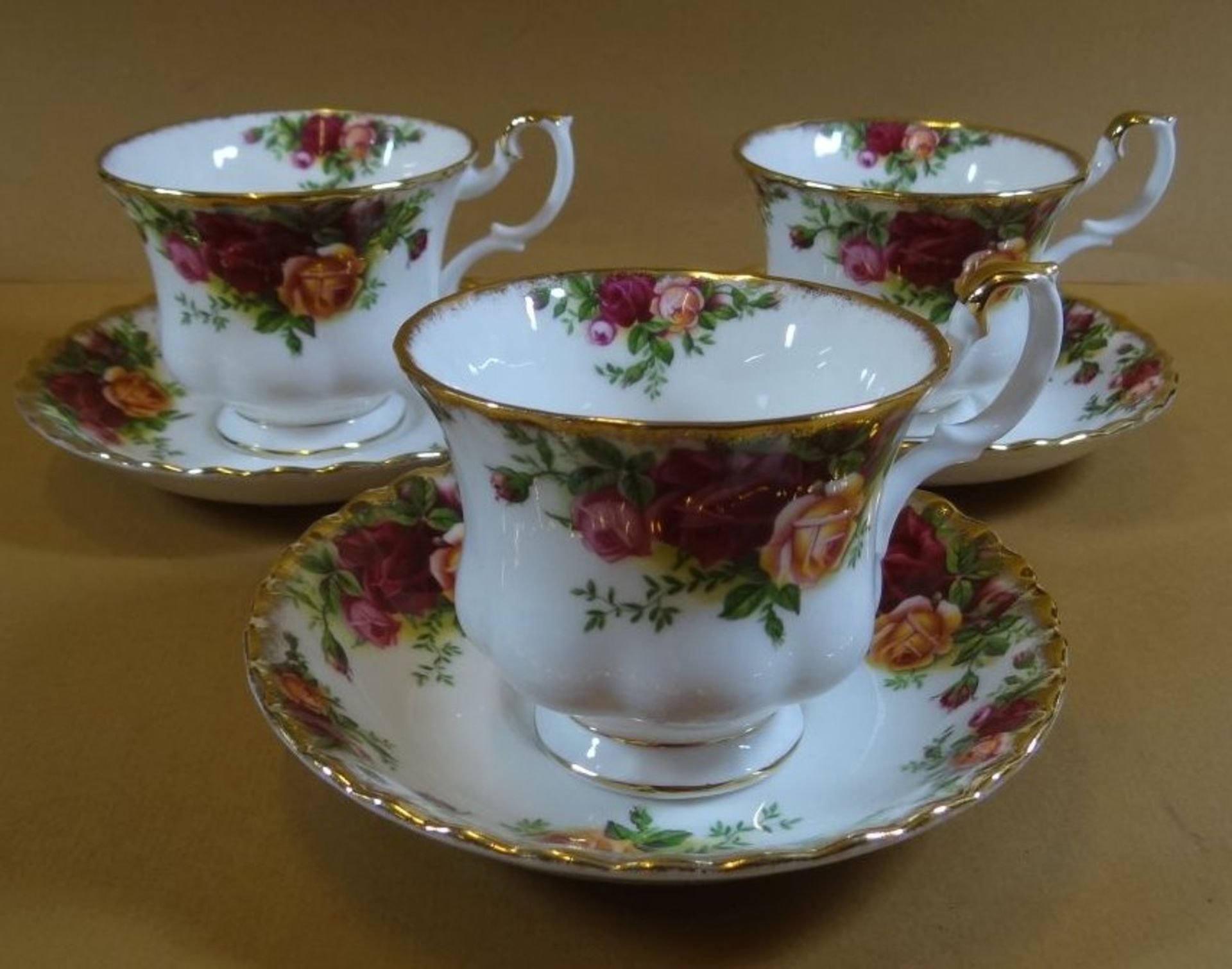 21 Serviceteile "Royal Albert" Old Country Roses, 1x Chip - Image 6 of 17