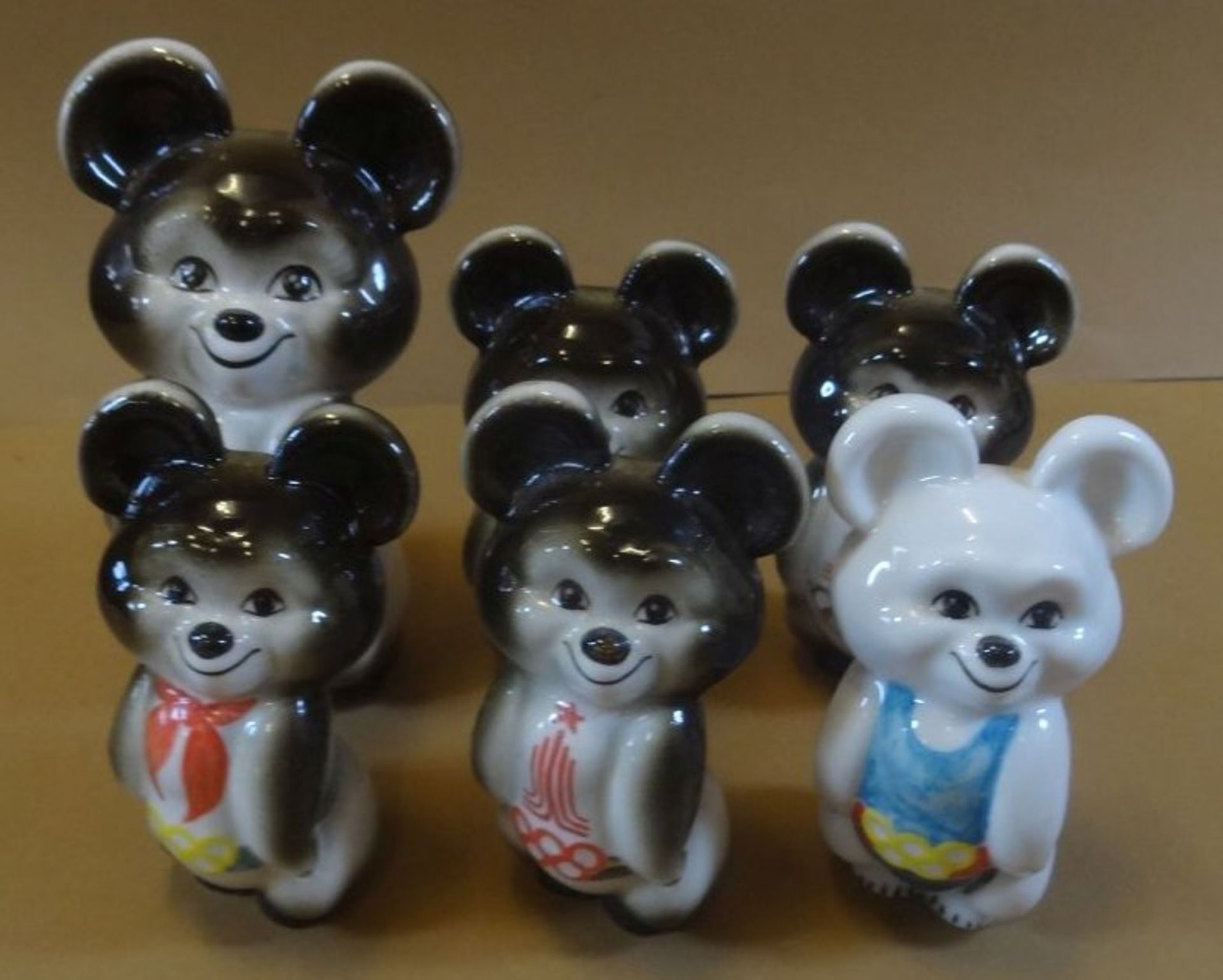 6x Olympia-Maskottchen, Moskau, hpts. St.Petersburg, H-9 bis 12 cm