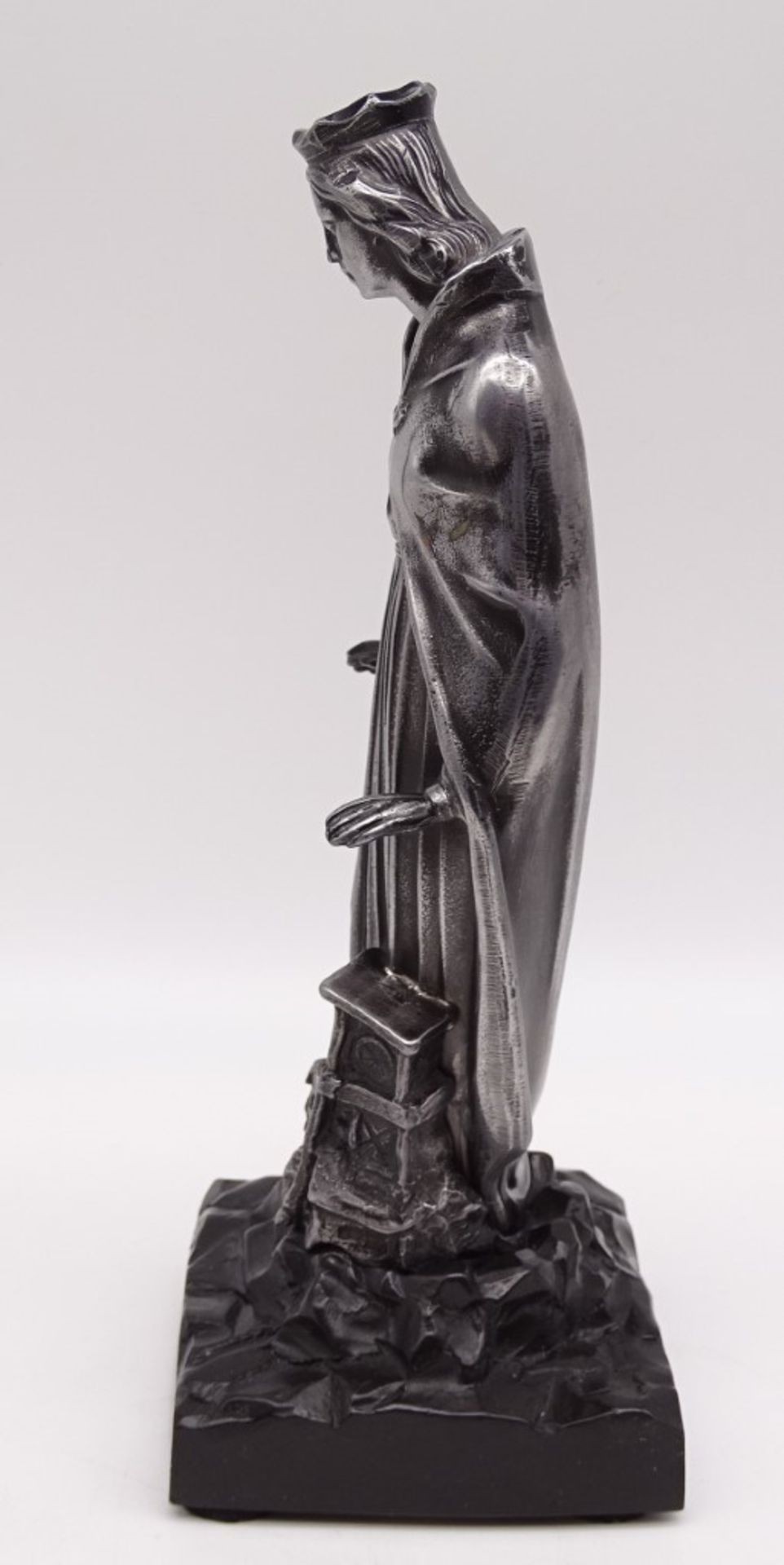 Statuette Hl. Barbara mit Zechenhaus, Gusseisen auf Kunststoff(?)-Sockel, H. ca. 24 cm - Bild 5 aus 7