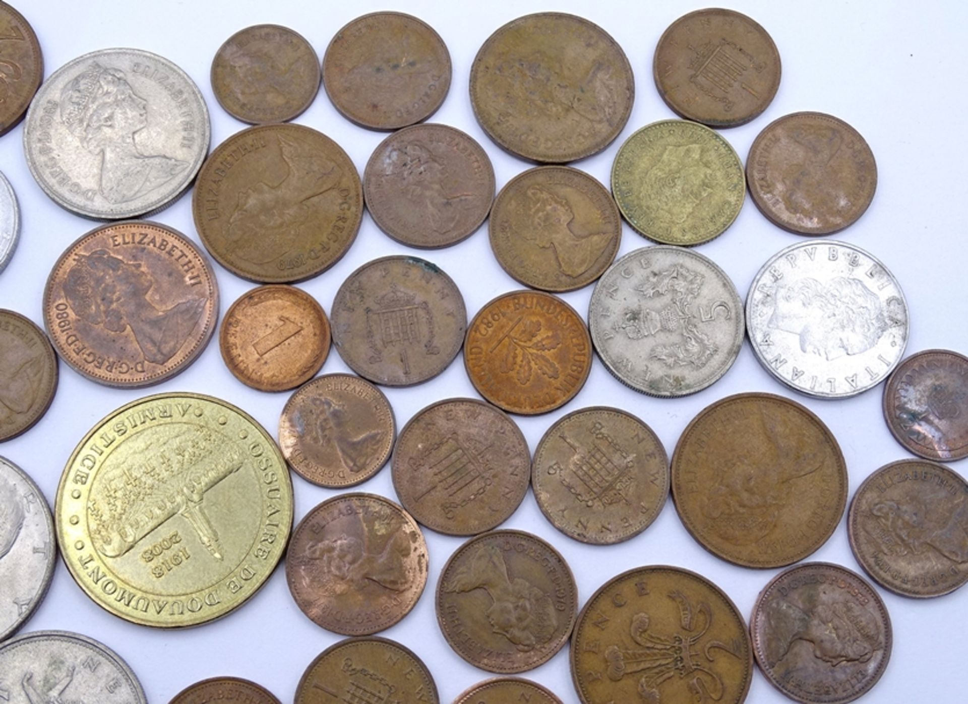Konvolut div. Münzen aus aller Welt - Bild 3 aus 5