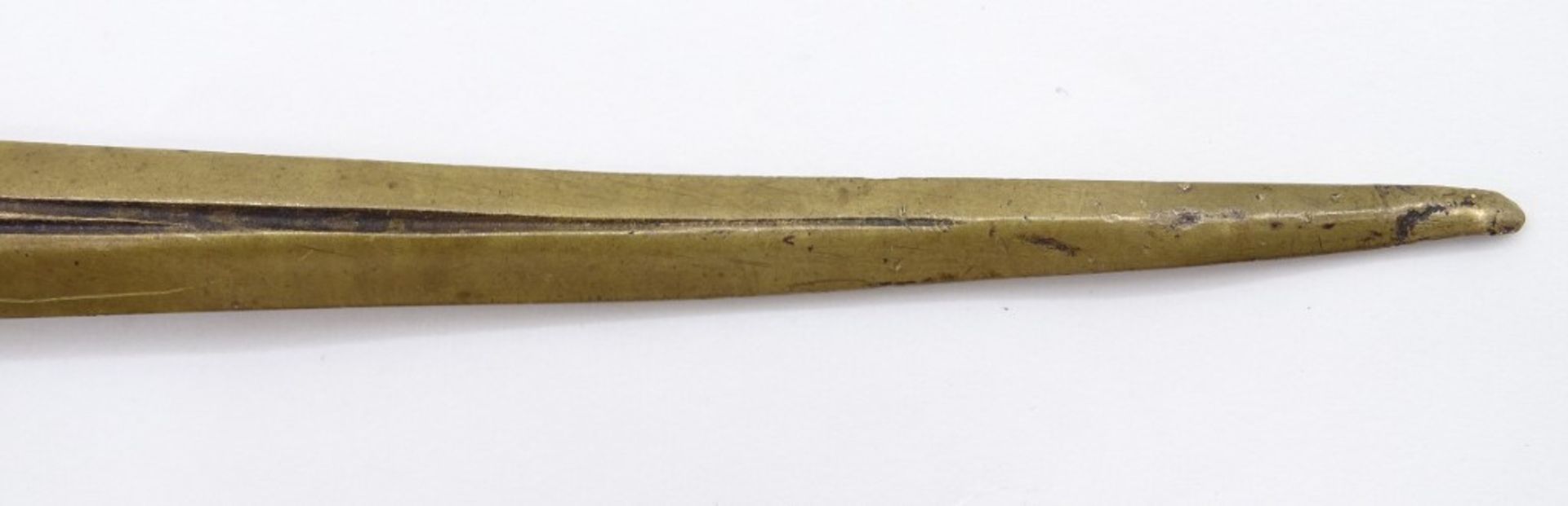 Alter Bronze-Brieföffner in Schwertform, L. 25 cm, mit Altersspuren, Klinge an der Spitze leicht ve - Bild 4 aus 6