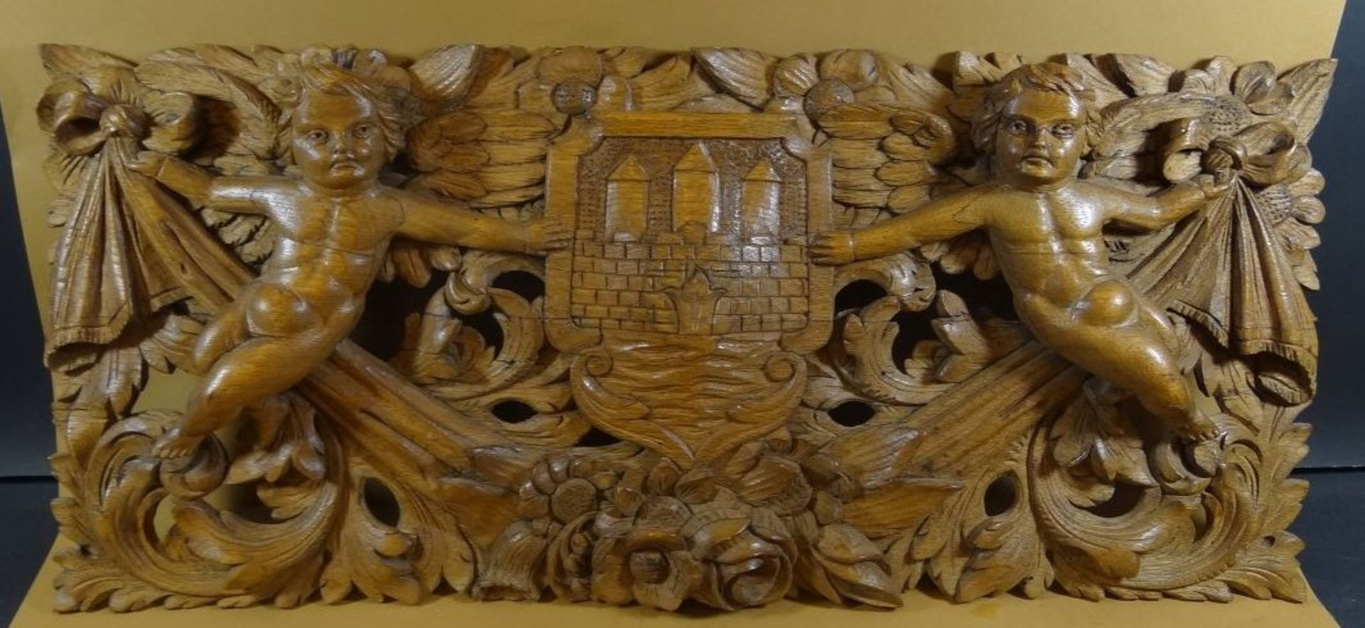 Holzschnitzerei mit Hamburg Wappen, wohl Möbel-Applikation?, 59x25 cm