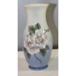 Vase, Royal Copenhagen, florales Dekor in Unterglasur, H-18cm