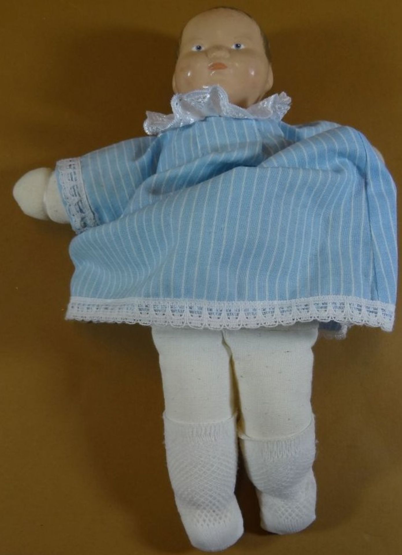 kl. alte Puppe mit Stoffkörper, H-28 cm - Bild 4 aus 4
