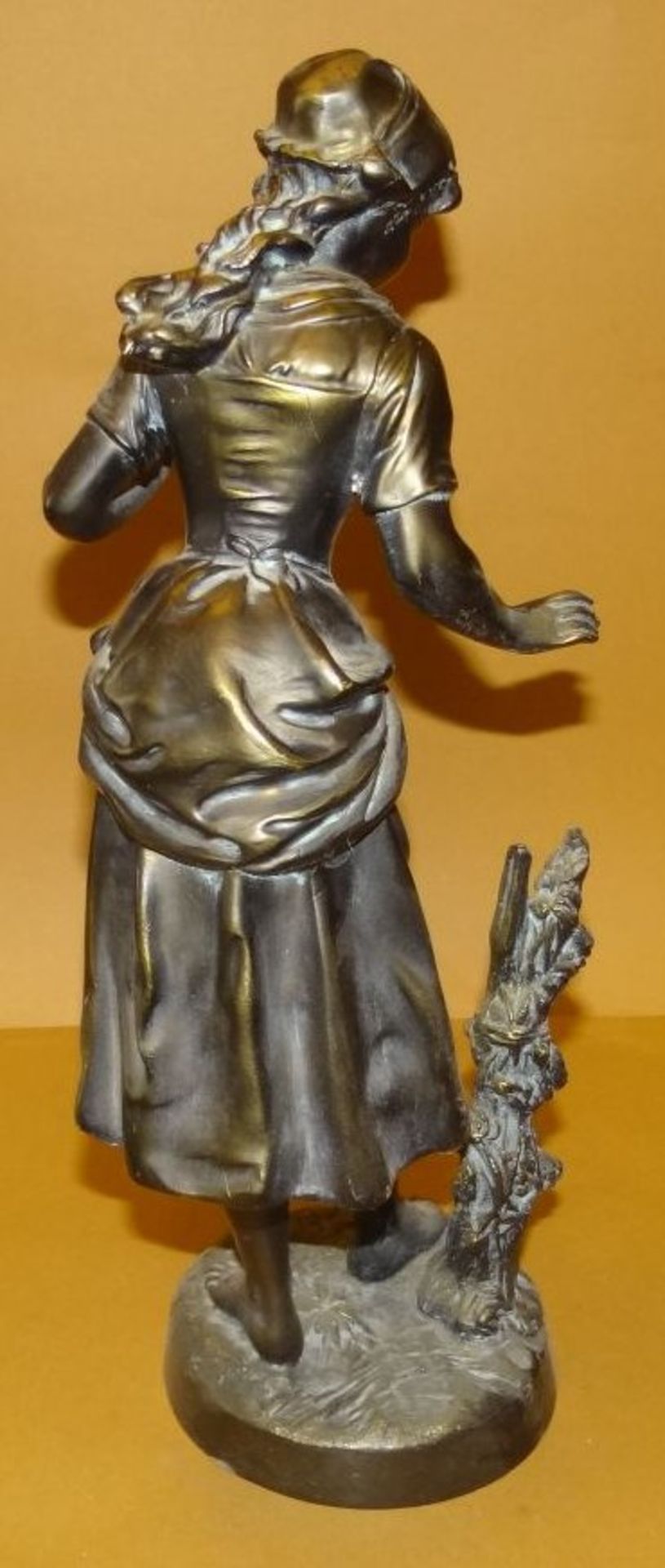 schwere Metallgussfigur, bronziert, Mädchen, H-35 cm - Bild 5 aus 6